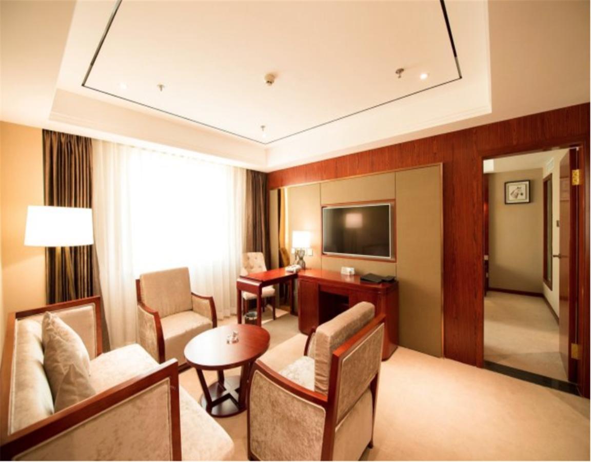 Shenyang Mingcheng Jin Jiang International Hotel Exterior foto